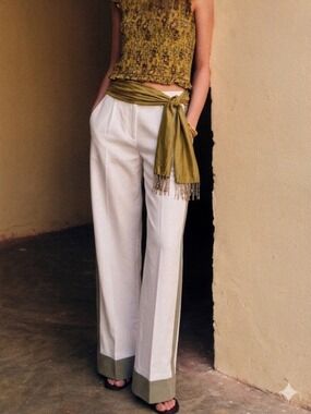 Banana Republic White Tailored Summer Pants with Taupe Stripe - NWT Size 4